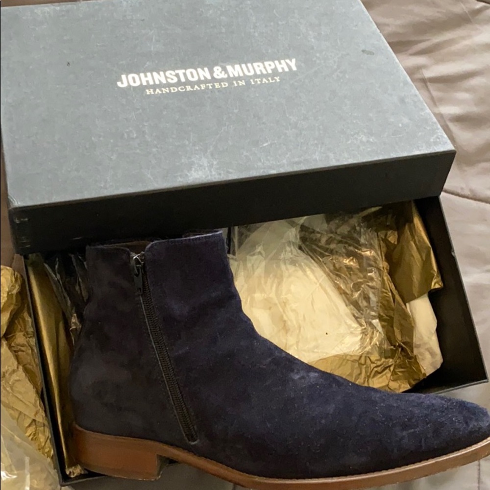 Johnston & Murphy men’s Chelsea boots